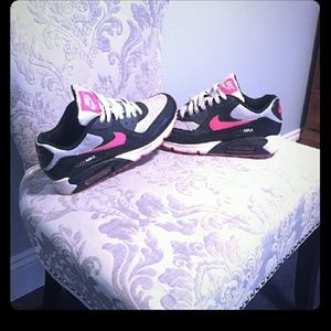 3 pairs of Nikes Price is for all 3 pairs